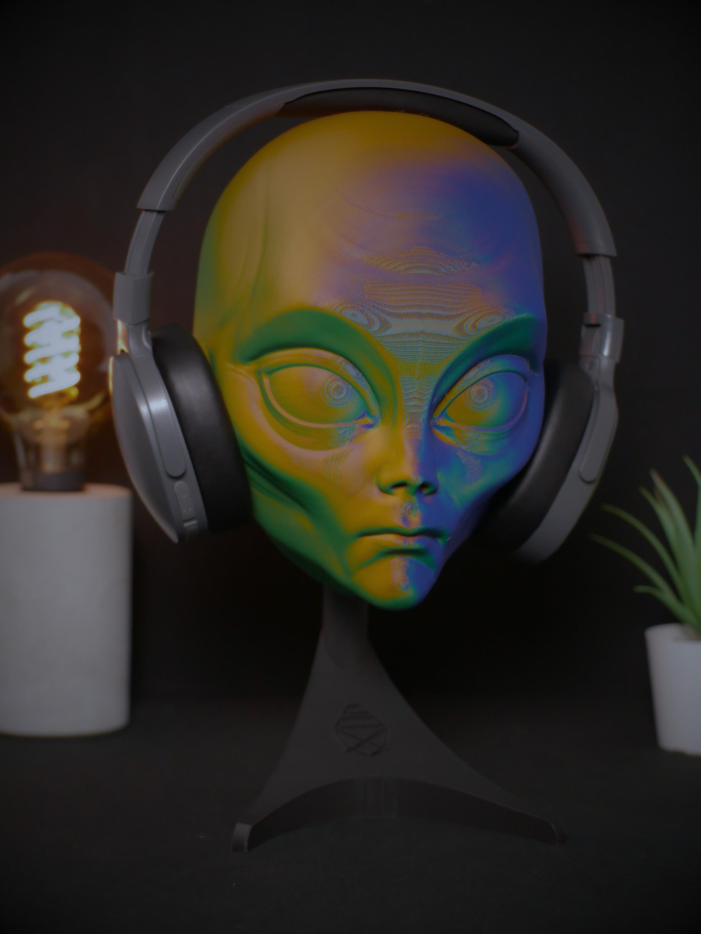 Soporte para auriculares con cabeza de extraterrestre, soporte para auriculares de escritorio, regalo para gamers de Battlestation, decoración de ciencia ficción, impresión 3D a color personalizada.