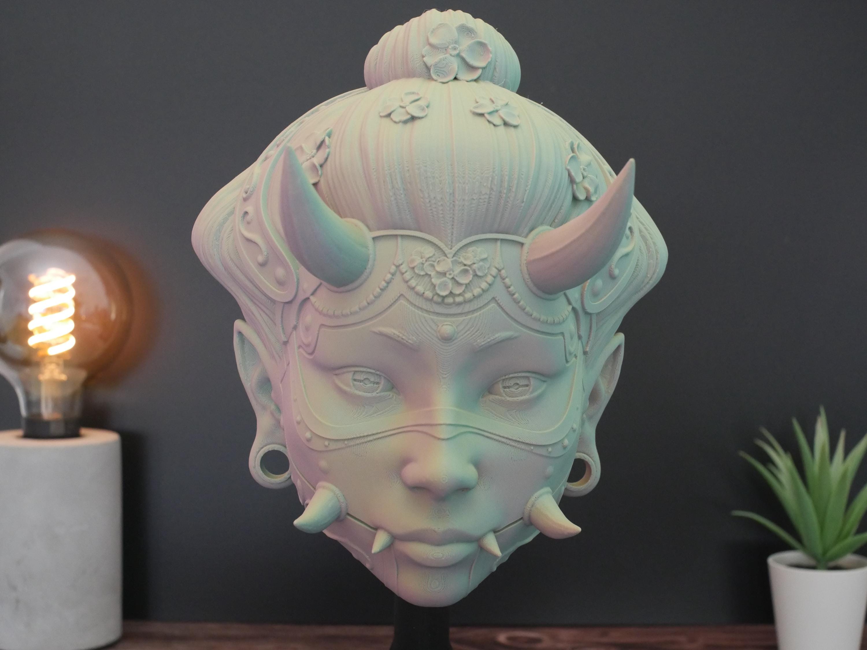 Soporte para auriculares Hannya Girl: organizador de oficina, soporte para auriculares de estudio, color especial, incluye base (montaje en pared opcional) Regalo perfecto.