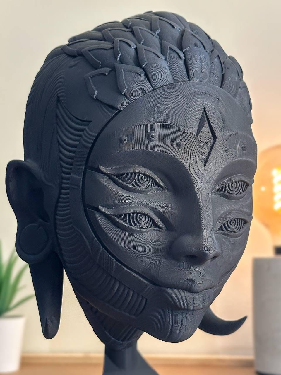 Soporte para auriculares Black Harlequin: soporte para auriculares de gaming y organizador de escritorio