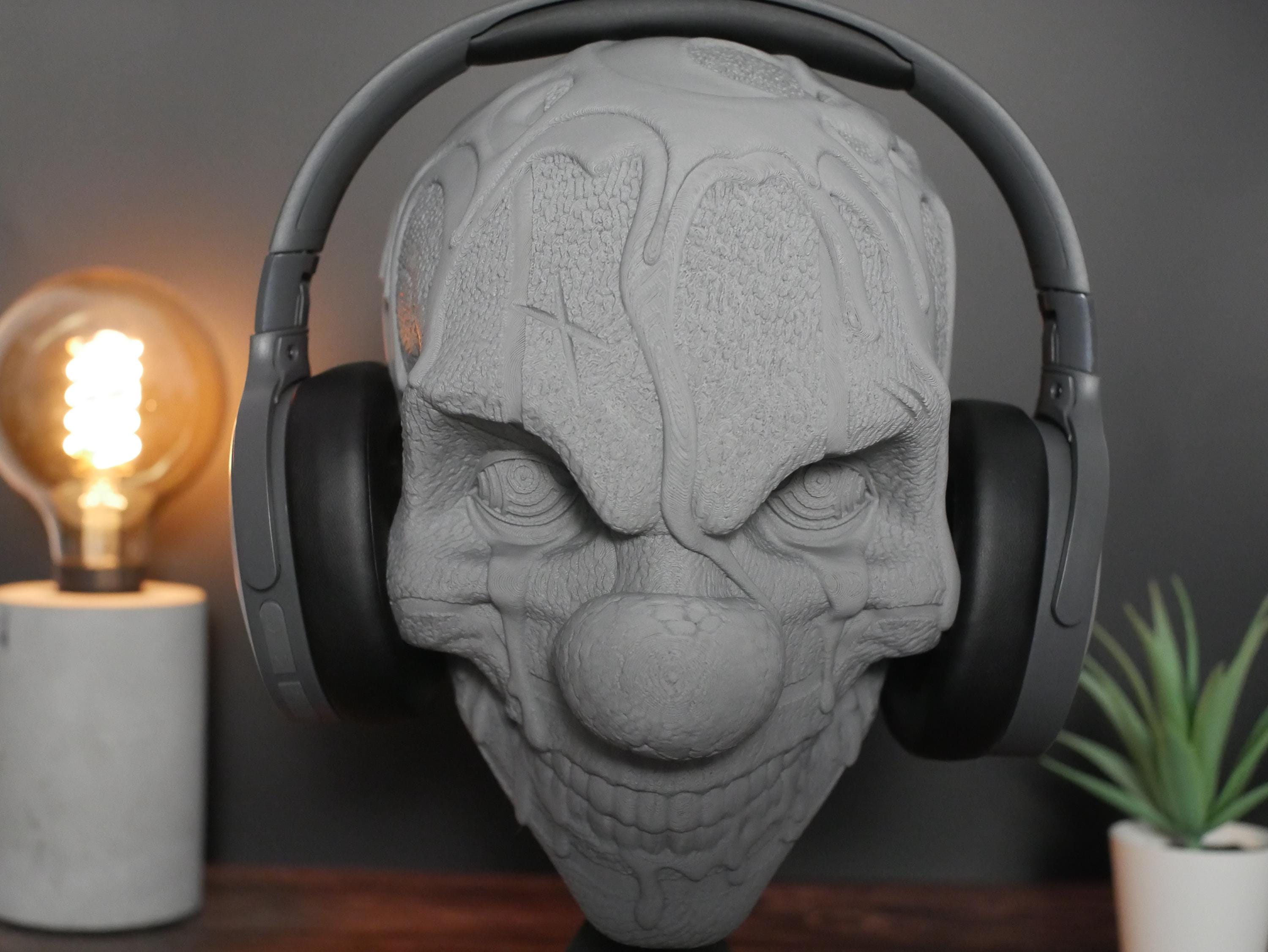 Soporte para auriculares de payaso de terror: decoración de escritorio única