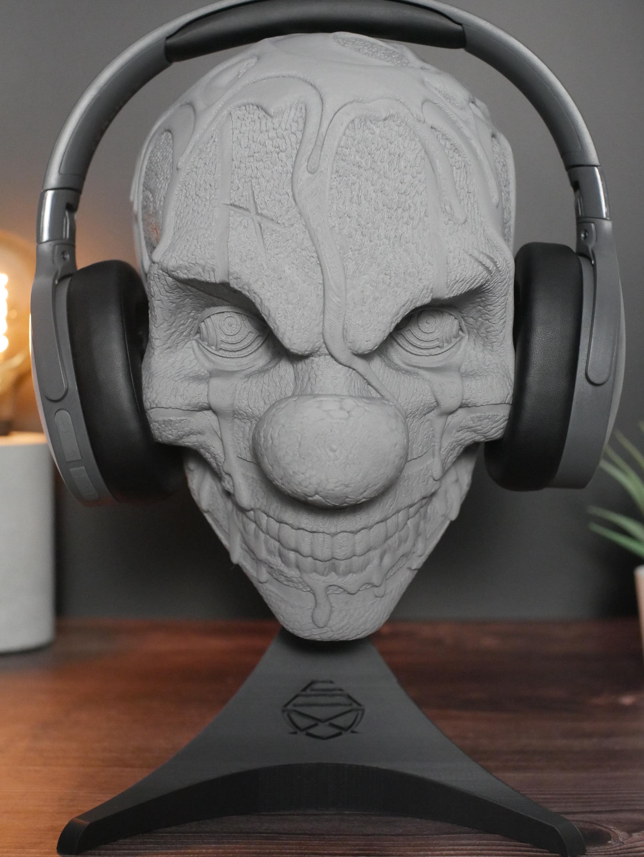 Soporte para auriculares de payaso de terror: decoración de escritorio única