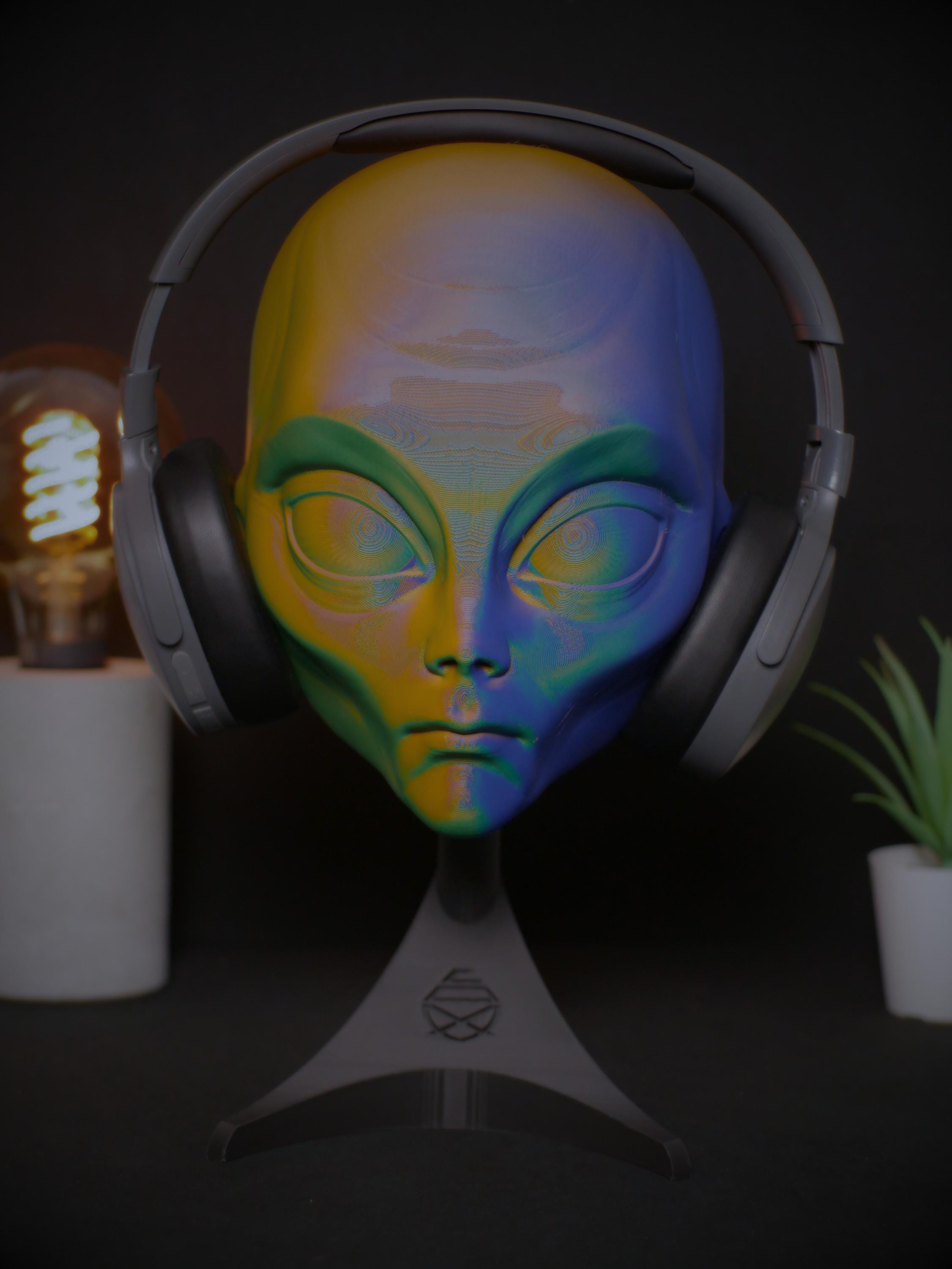 Soporte para auriculares con cabeza de extraterrestre, soporte para auriculares de escritorio, regalo para gamers de Battlestation, decoración de ciencia ficción, impresión 3D a color personalizada.