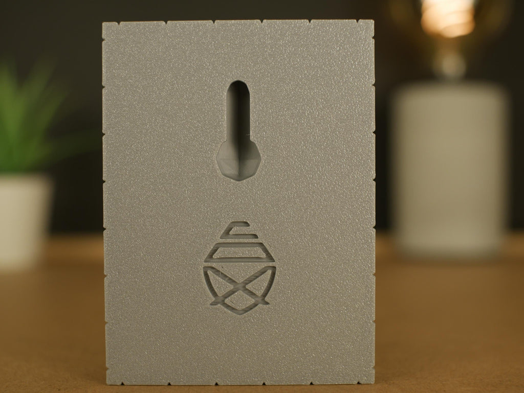 Figura de calavera pixelada: decoración para videojuegos y juguete antiestrés