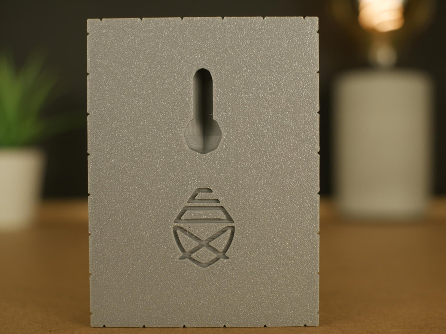 Figura de calavera pixelada: decoración para videojuegos y juguete antiestrés