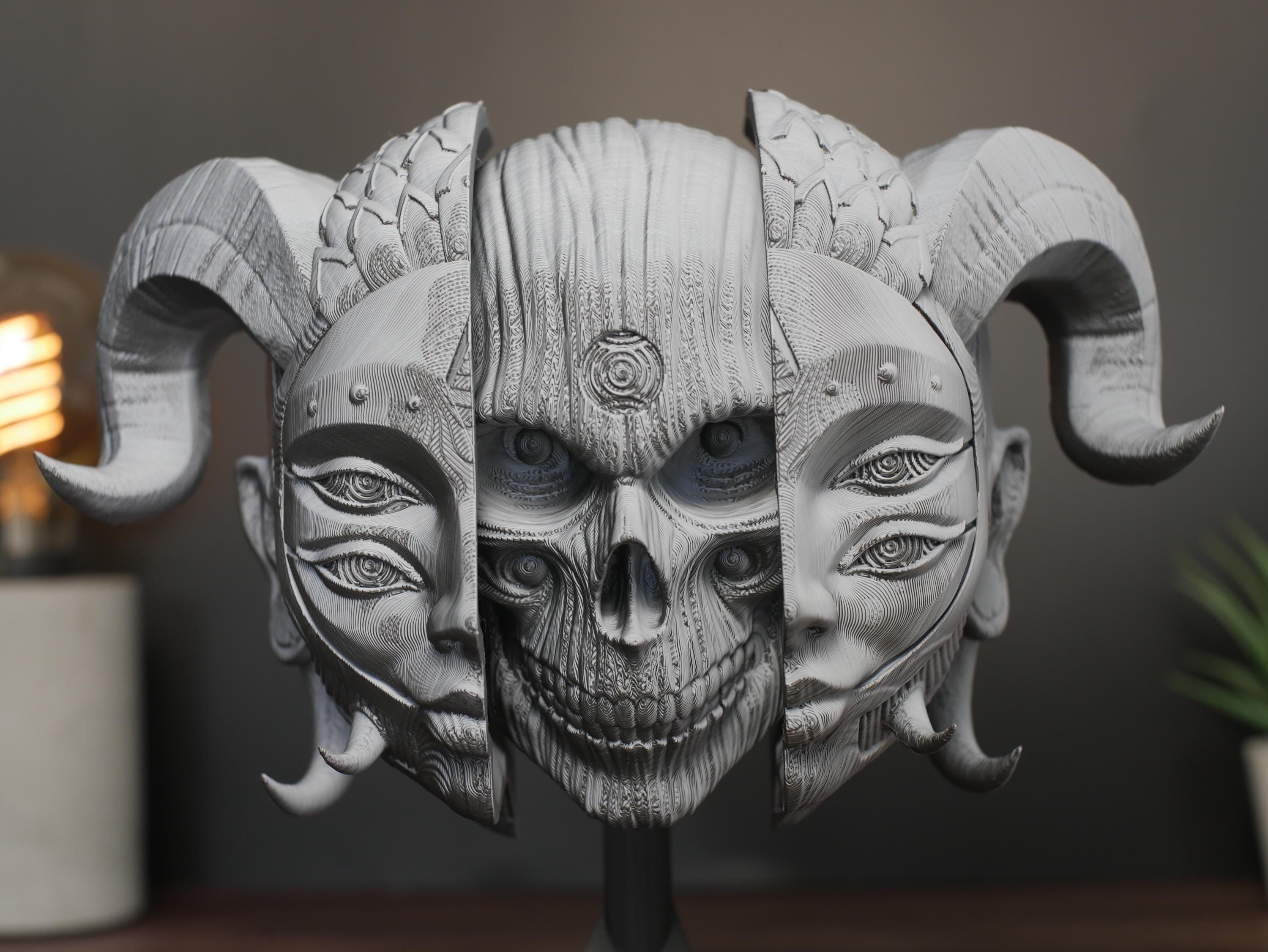 Máscara mortal Hellequin: escultura de pared de diablo medieval impresa en 3D, decoración gótica, máscara de fantasía folclórica para colgar en la pared o soporte incluido.