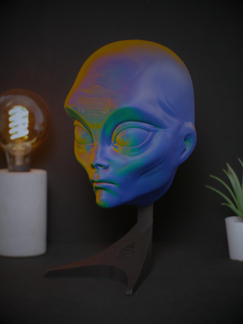 Arte de pared con cabeza de extraterrestre personalizada / Decoración de ciencia ficción impresa en 3D personalizada / Escultura extraterrestre / Regalo geek único / Oficina en casa