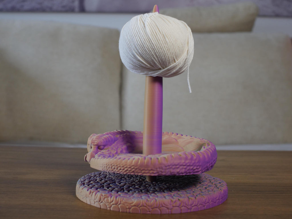 Hiladora de hilo con forma de dragón impresa en 3D: herramienta ligera para manualidades