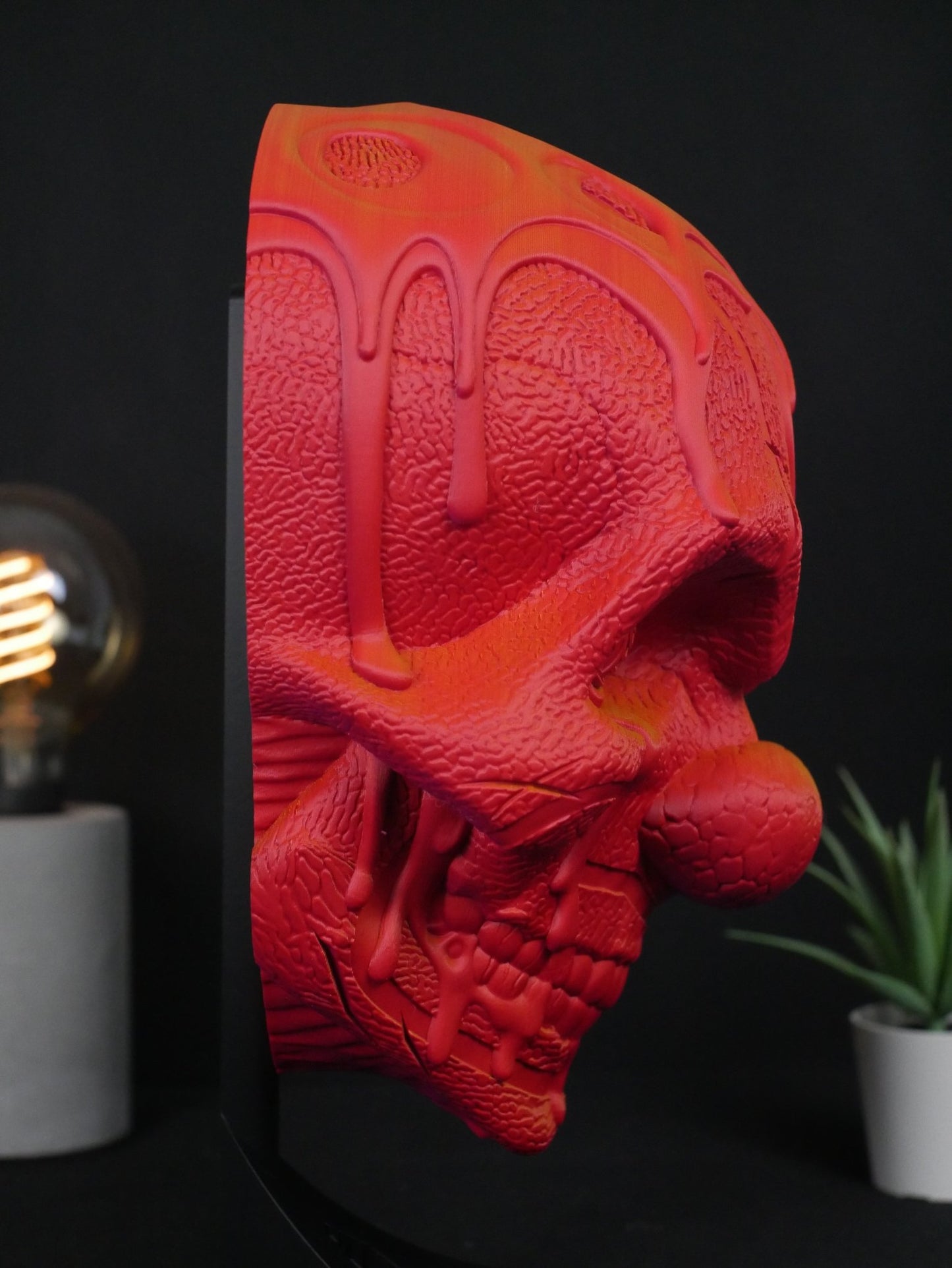 Calavera de Payaso Tenebrosa Texturizada | Decoración de Terror Versátil (Pared y Escritorio)