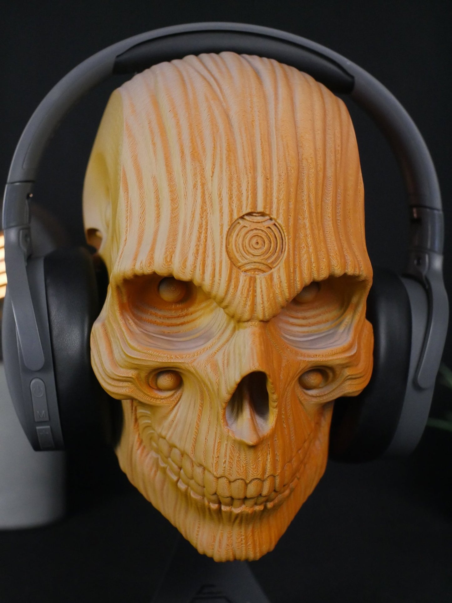 Soporte para auriculares con calavera de Holy Quin: decoración de oficina para videojuegos