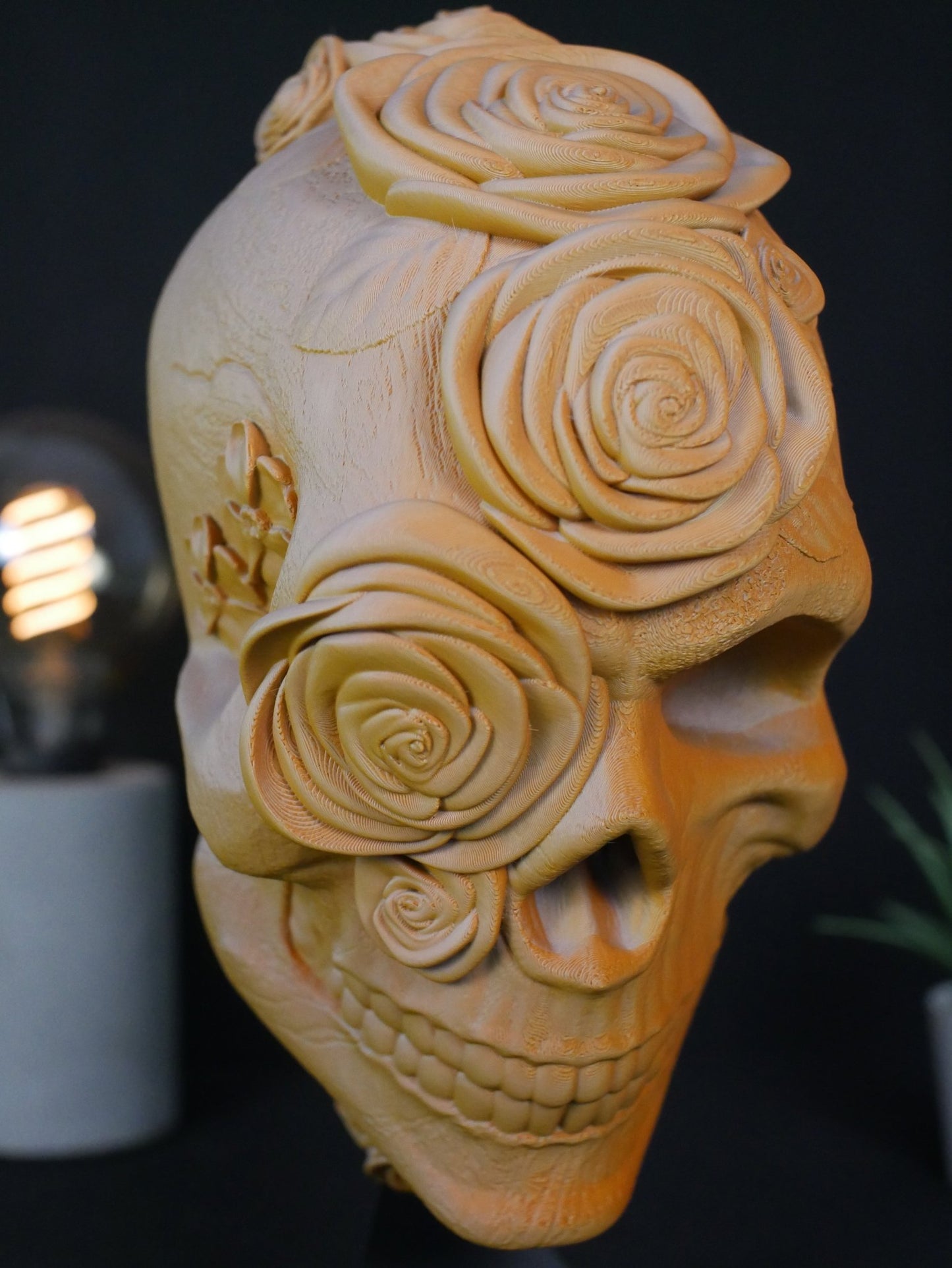 Soporte Auriculares Calavera con Rosas – Base Cascos Gaming y Decoración Gótica