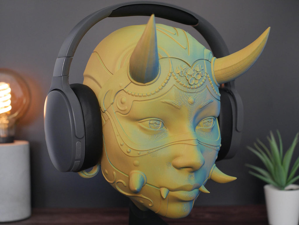 Soporte para auriculares con máscara de Hannya: accesorio de escritorio para gamers