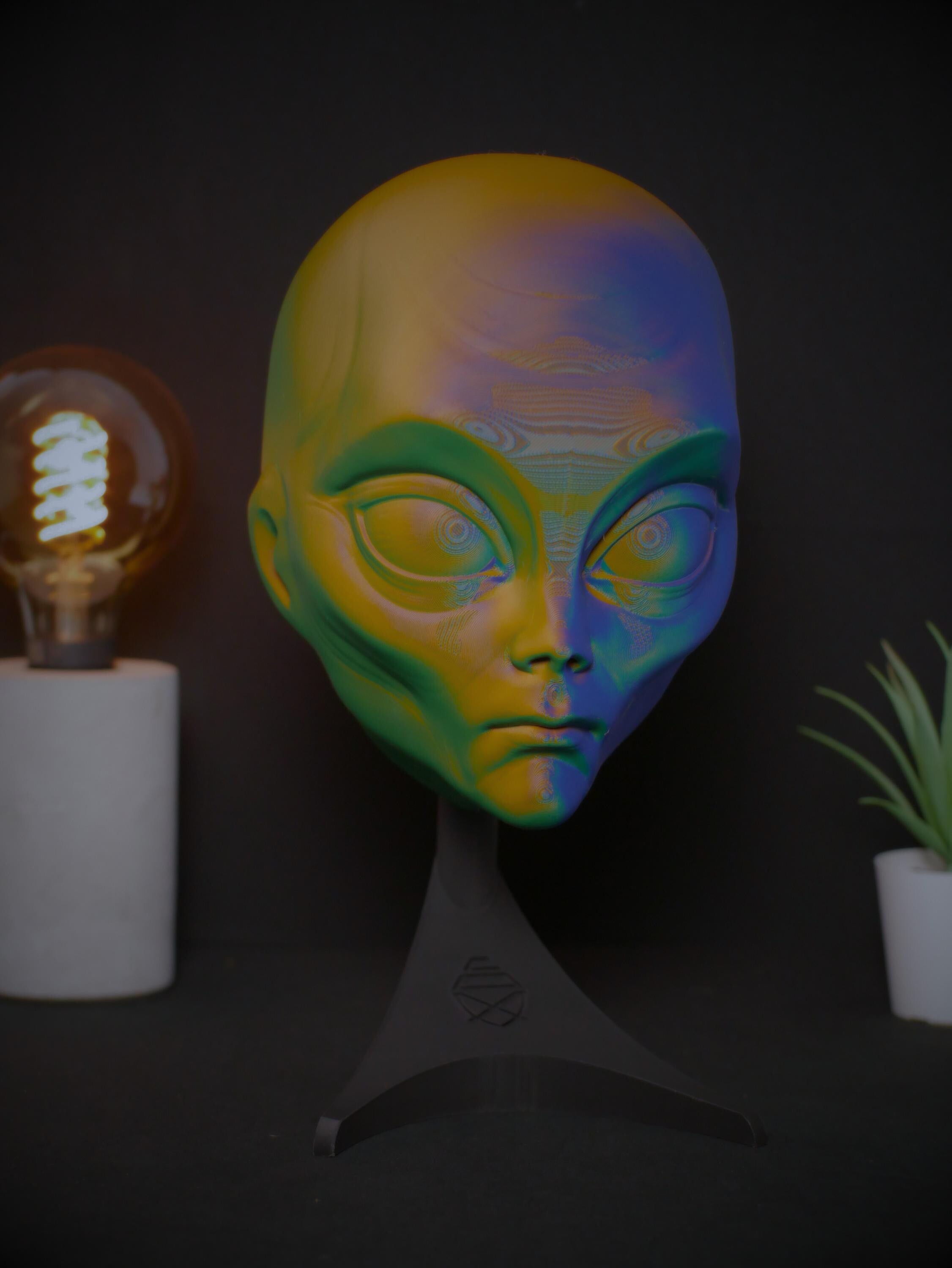 Soporte para auriculares con cabeza de extraterrestre, soporte para auriculares de escritorio, regalo para gamers de Battlestation, decoración de ciencia ficción, impresión 3D a color personalizada.