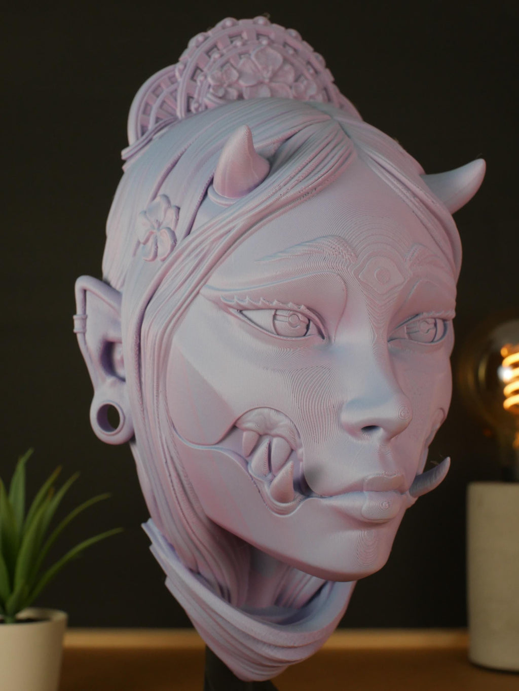 Busto de yokai japonés Kuchisake. Estatua para colgar en la pared o de escritorio. Decoración de demonio oni. Arte de terror gótico.