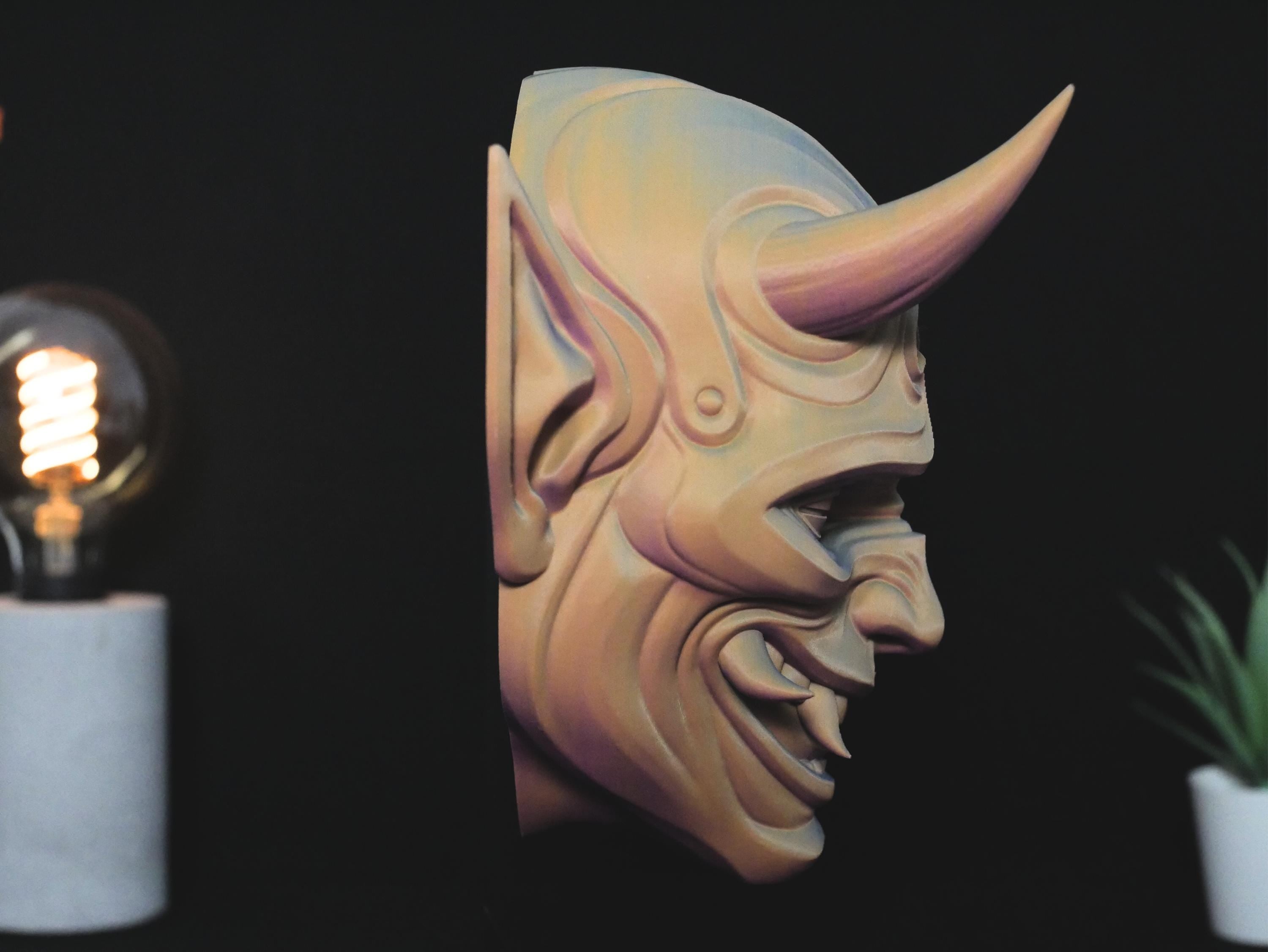 Máscara Oni: Auténtica pieza de arte de demonio japonés Oni para colgar en la pared / Imponente máscara Oni con soporte / Decoración de pared tradicional Oni Samurai.