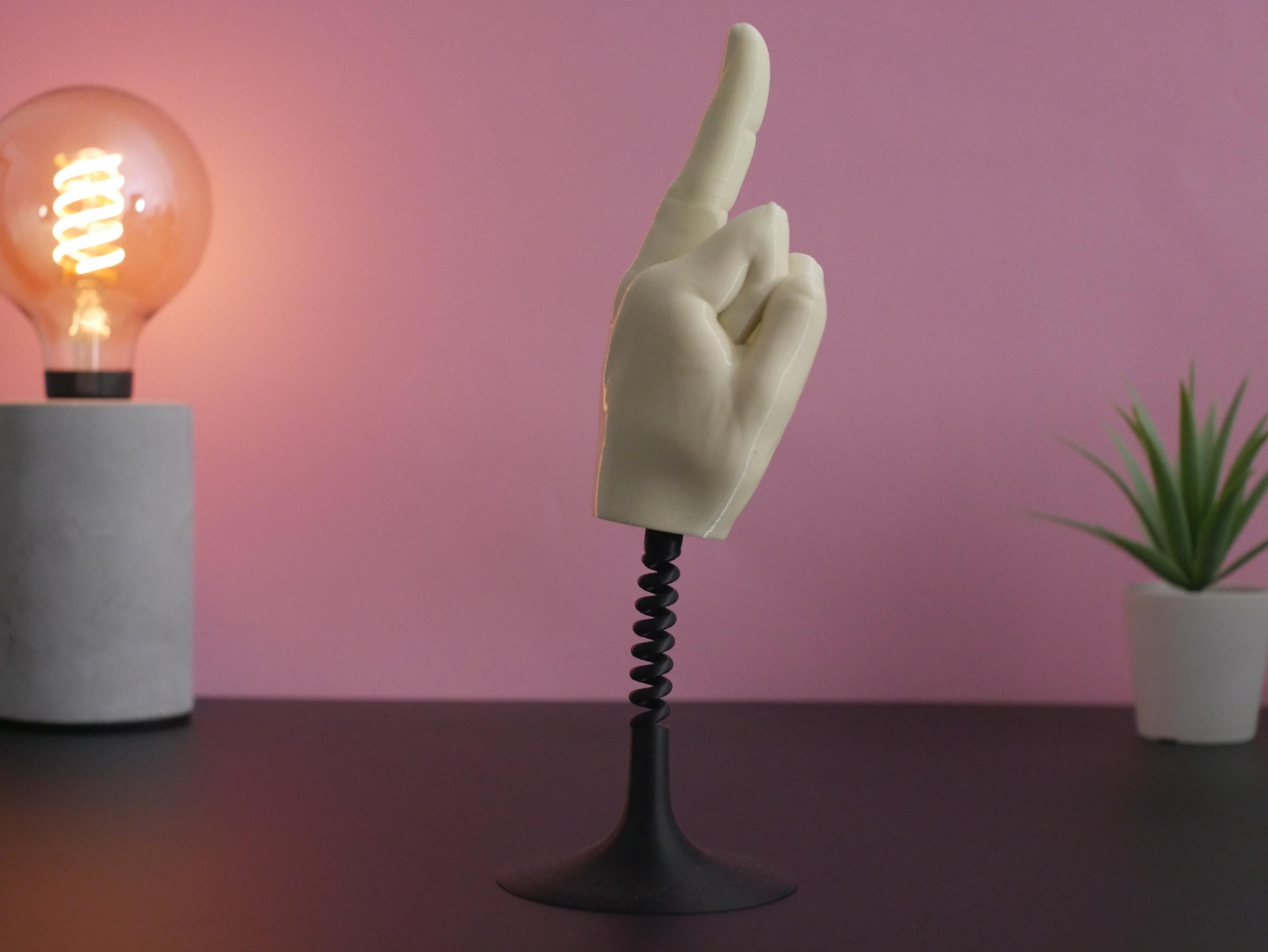 Figura de dedo medio: divertido gesto con la mano, decoración de pájaro, perfecto como regalo divertido para oficinas y espacios modernos.
